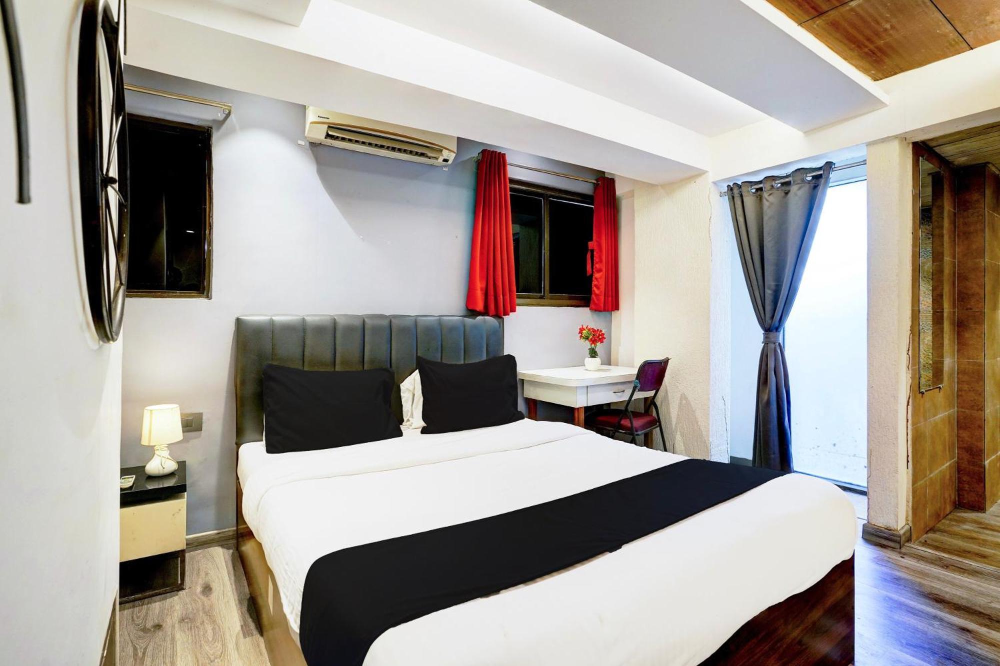 Super Hotel O Seawoods Near Palm Beach Road Formerly Sai Roop Navi Mumbai Eksteriør billede