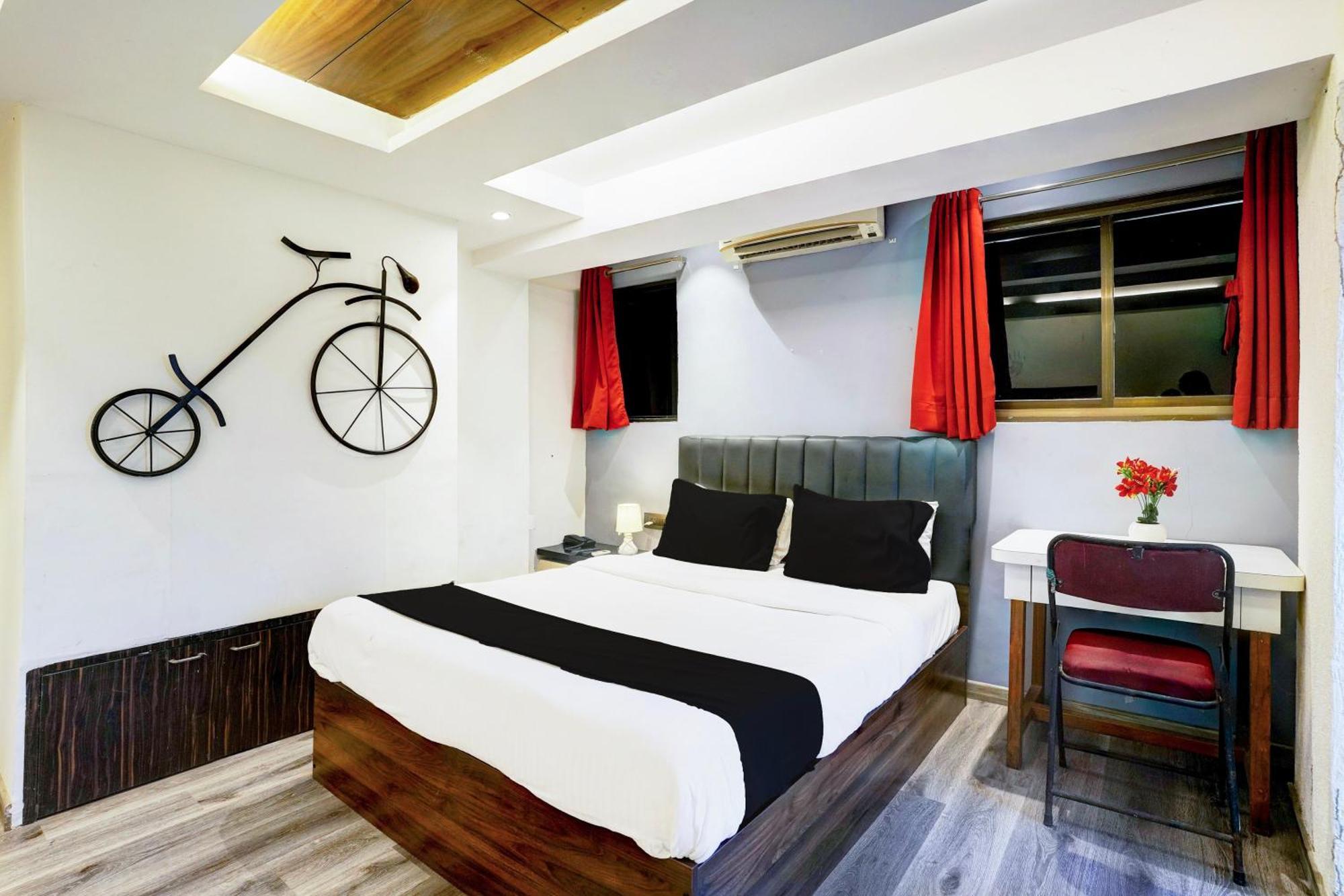 Super Hotel O Seawoods Near Palm Beach Road Formerly Sai Roop Navi Mumbai Eksteriør billede